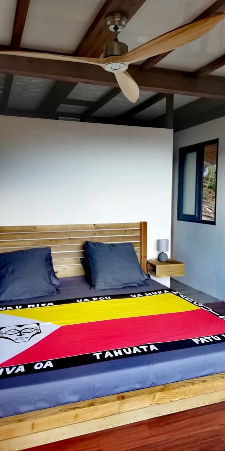 Lit King Size 180x200 avec brasseur d'air (climatisation avec supplément)